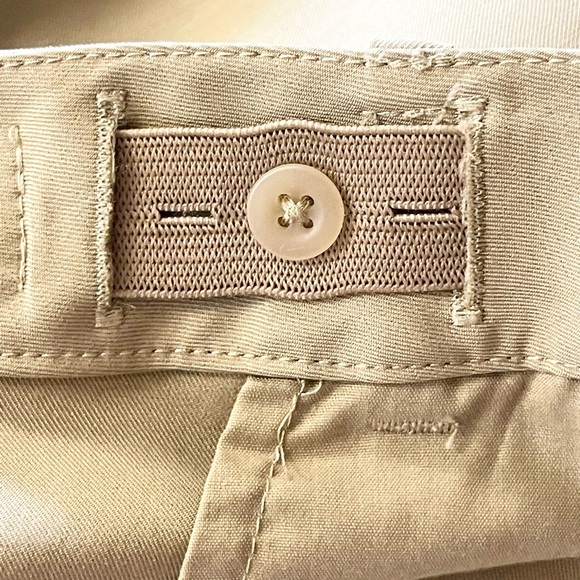 Classic Nike dri-fit boys slacks! - Picture 8 of 9